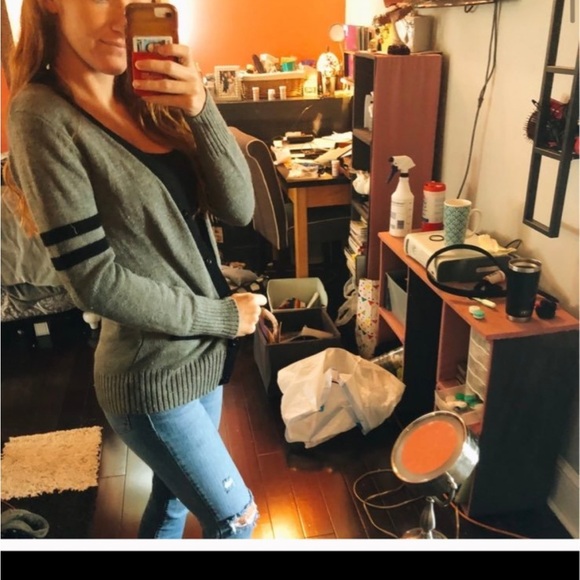 Sweater button up - Picture 6 of 12